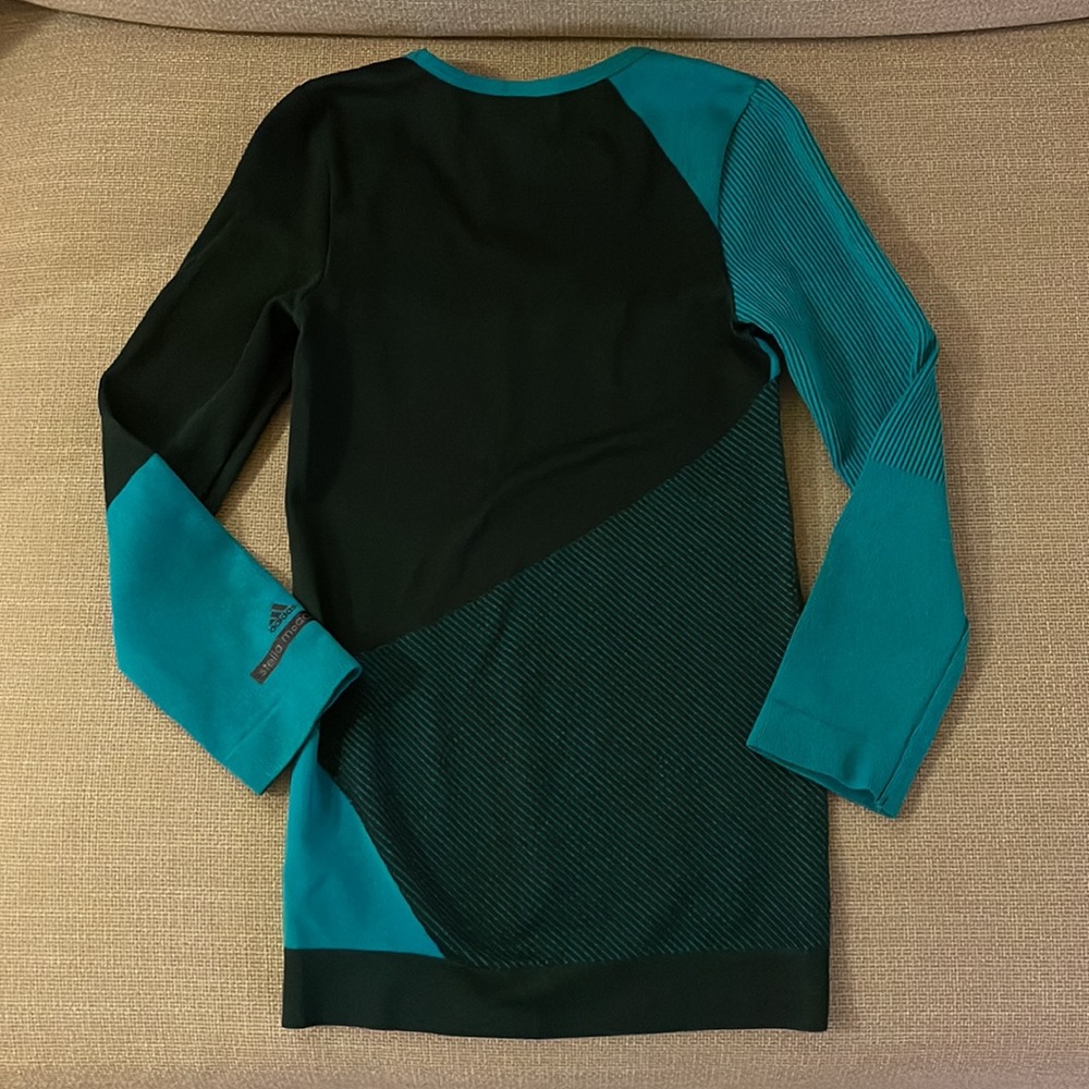 Stella McCartney sport. XS. New.